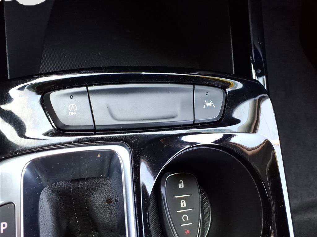 Certified 2025 Chevrolet Trax LT image 21