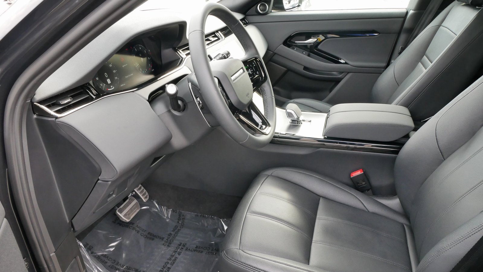 Used 2024 Land Rover Range Rover Evoque Dynamic SE image 33