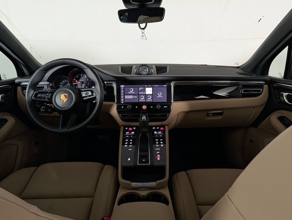 New 2026 Porsche Macan AWD/4WD image 20