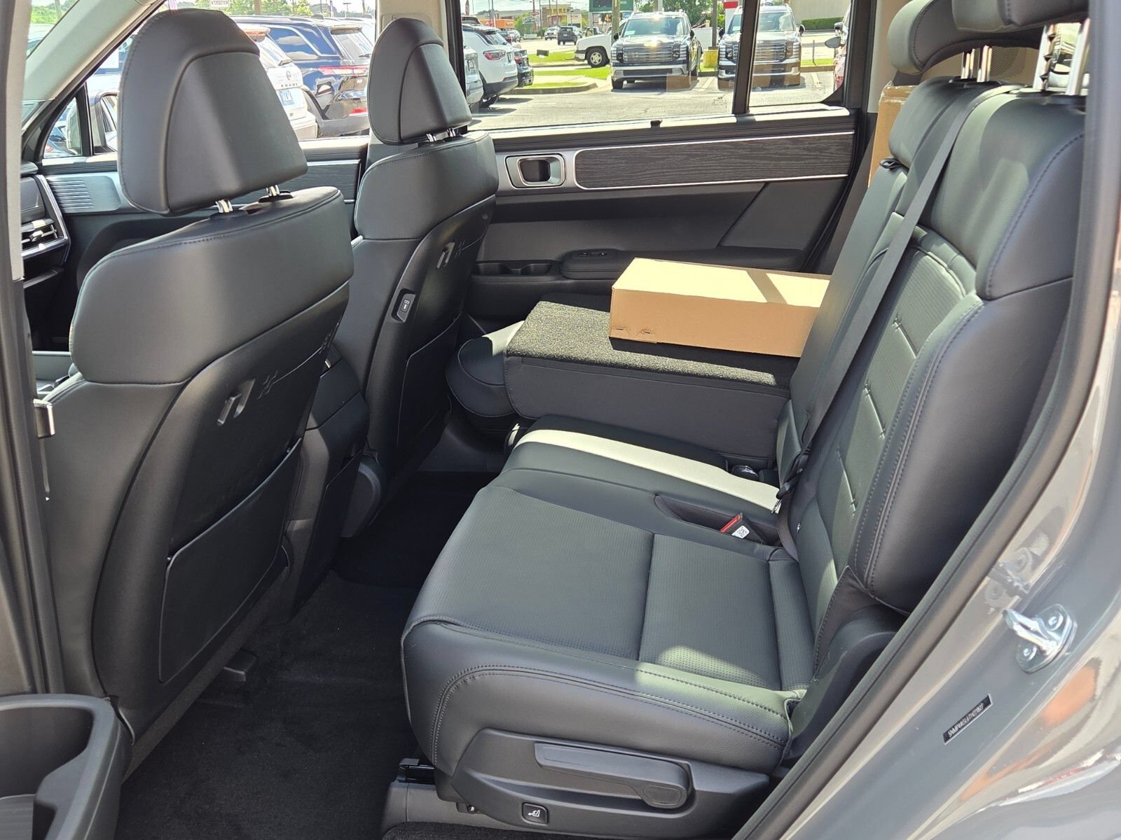 New 2026 Hyundai Santa Fe Limited FWD image 6