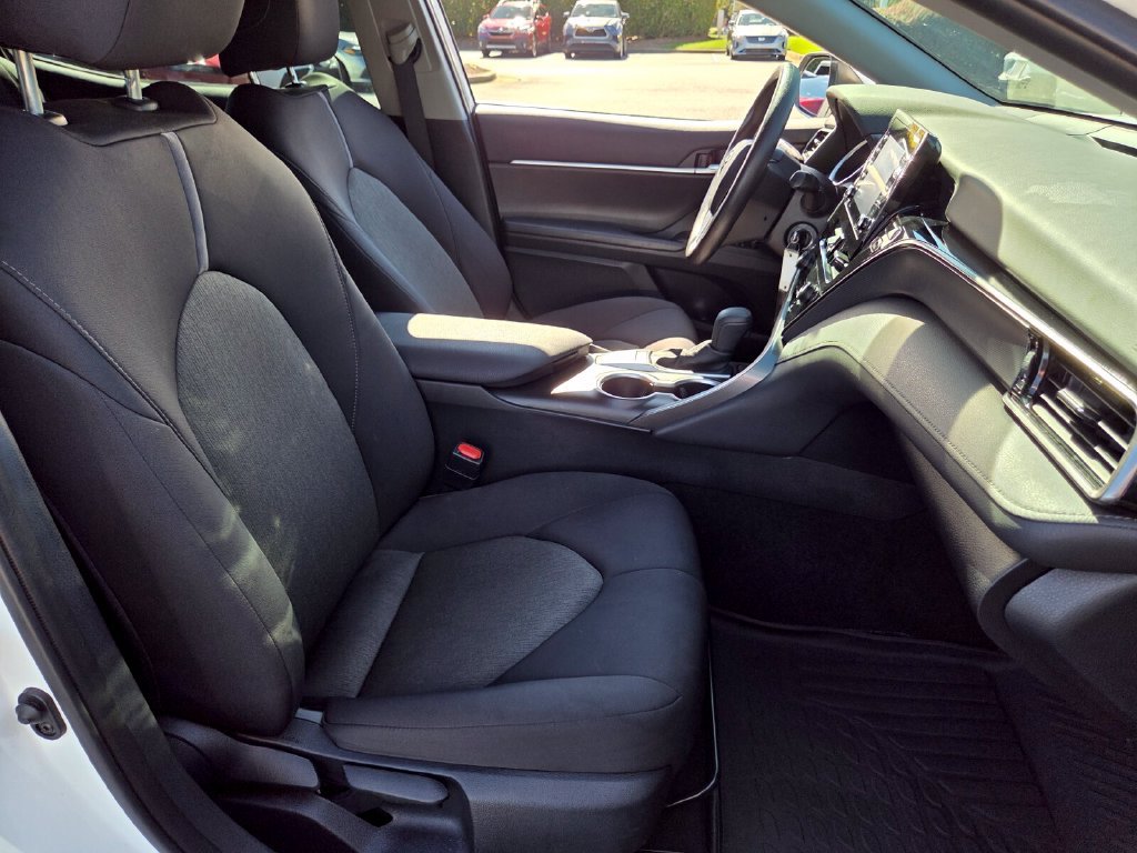 Used 2023 Toyota Camry LE FWD image 15