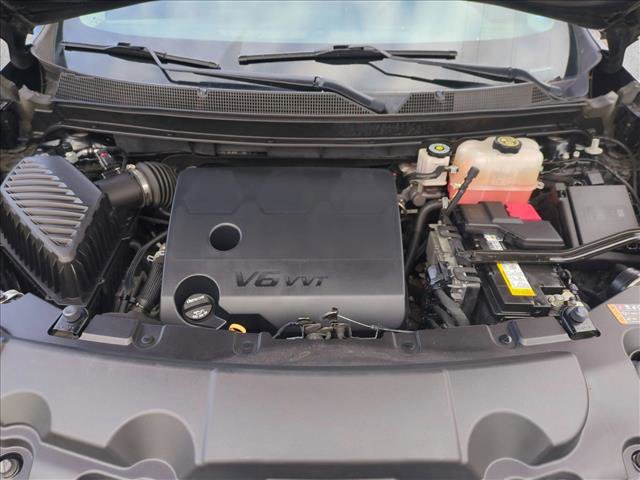 Used 2021 Chevrolet Traverse LT w/ LPO, Roadside Safety Package image 23