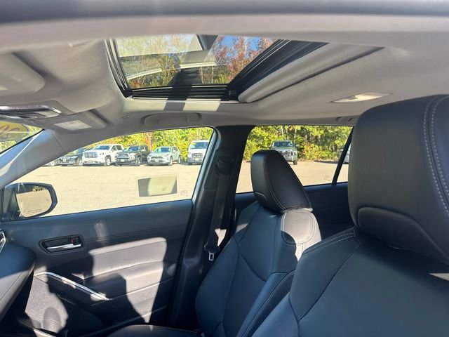 Certified 2025 Toyota Corolla Cross XLE image 41