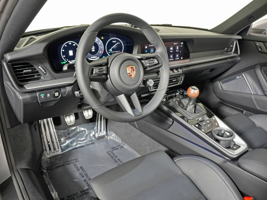 Certified 2025 Porsche 911 Carrera T RWD image 4