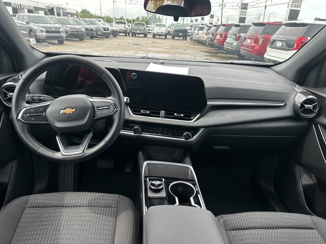 Used 2026 Chevrolet Equinox LT FWD image 9