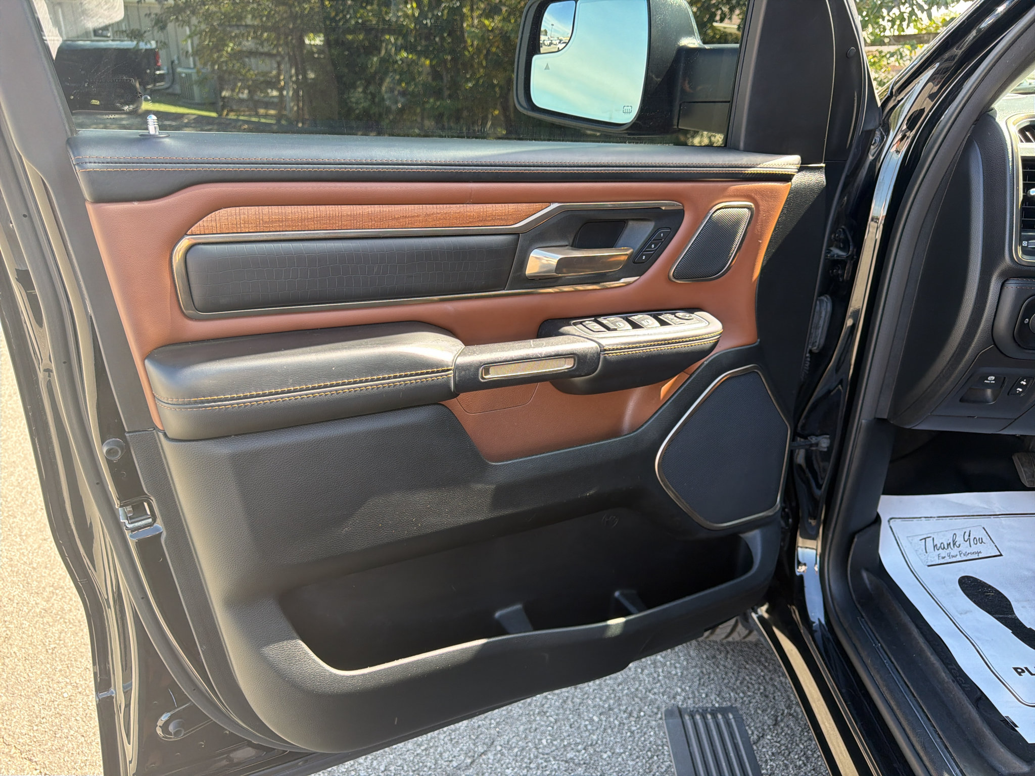 Used 2021 RAM 1500 Limited AWD/4WD image 9