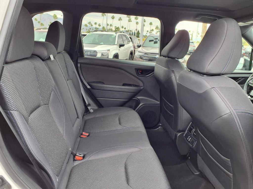 Used 2025 Subaru Forester Premium image 20