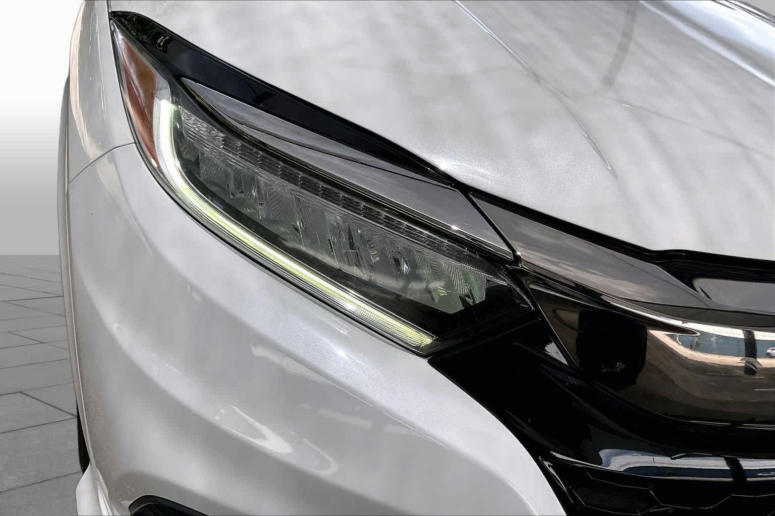 Used 2019 Honda HR-V Touring image 27