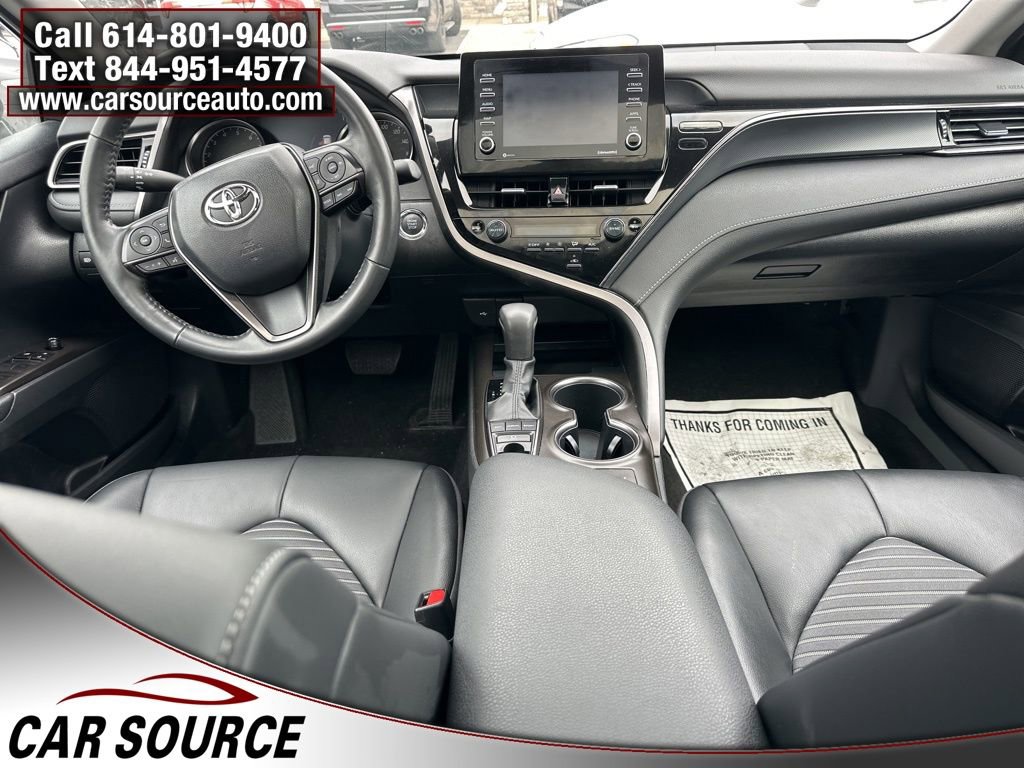 Used 2023 Toyota Camry SE w/ Cold Weather Package image 13