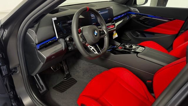 New 2026 BMW M5 Touring image 10