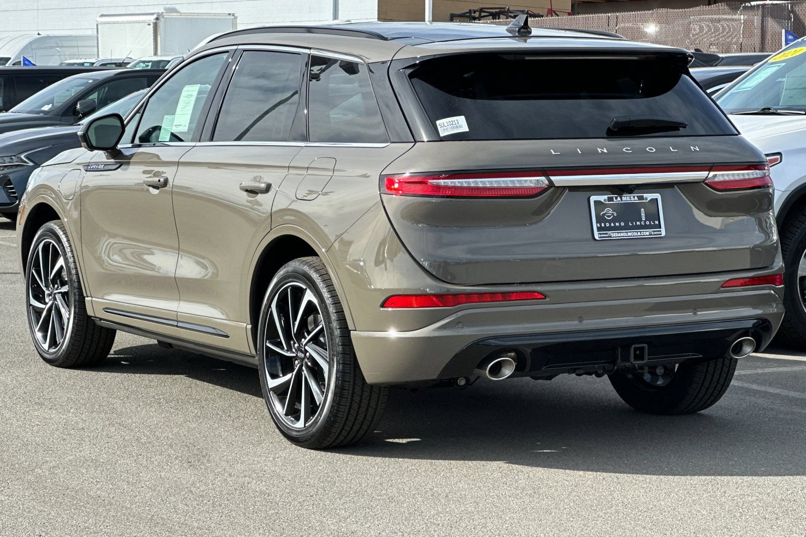 New 2025 Lincoln Corsair Grand Touring w/ Equipment Group 302A AWD/4WD image 5