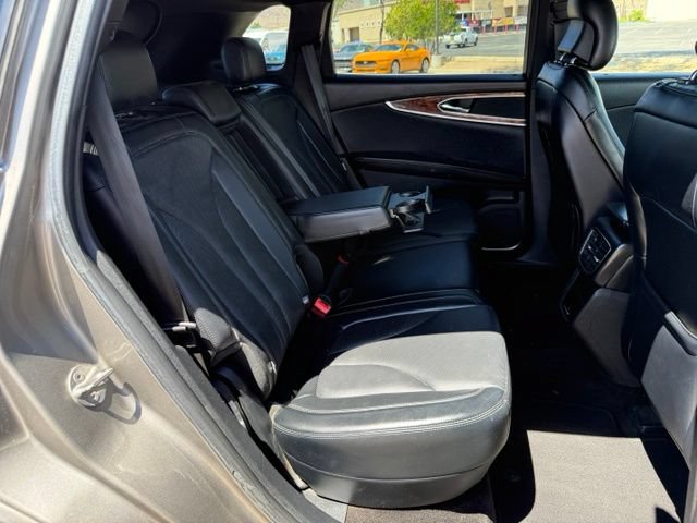 Used 2017 Lincoln MKX Reserve AWD/4WD image 39