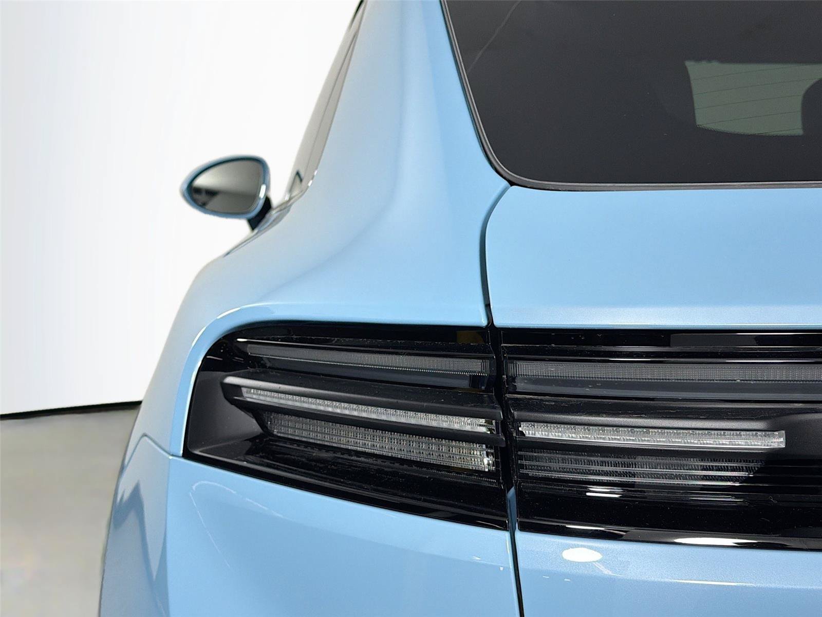 Certified 2026 Porsche Macan Electric RWD image 16