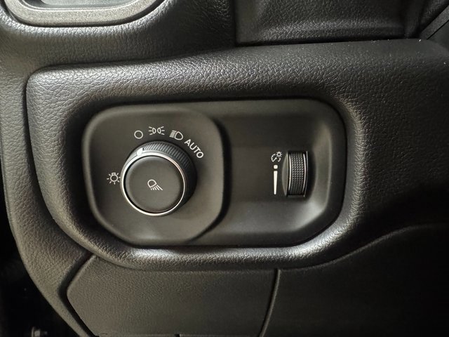 Used 2022 RAM 2500 Tradesman image 10