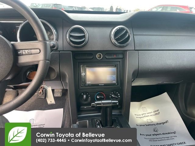 Used 2009 Ford Mustang Premium image 17