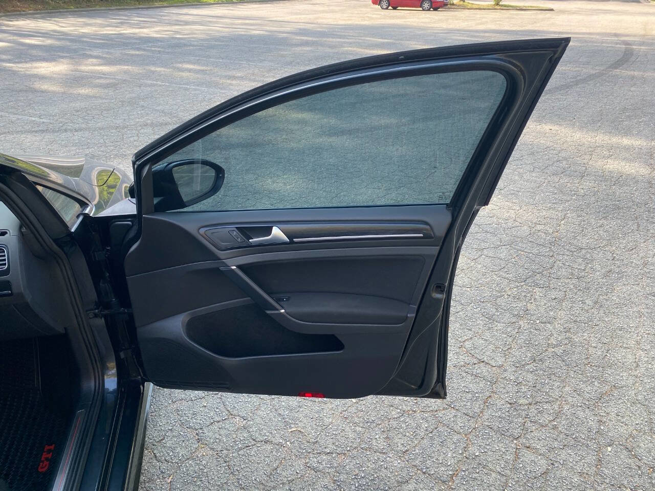 Used 2017 Volkswagen GTI Sport image 49