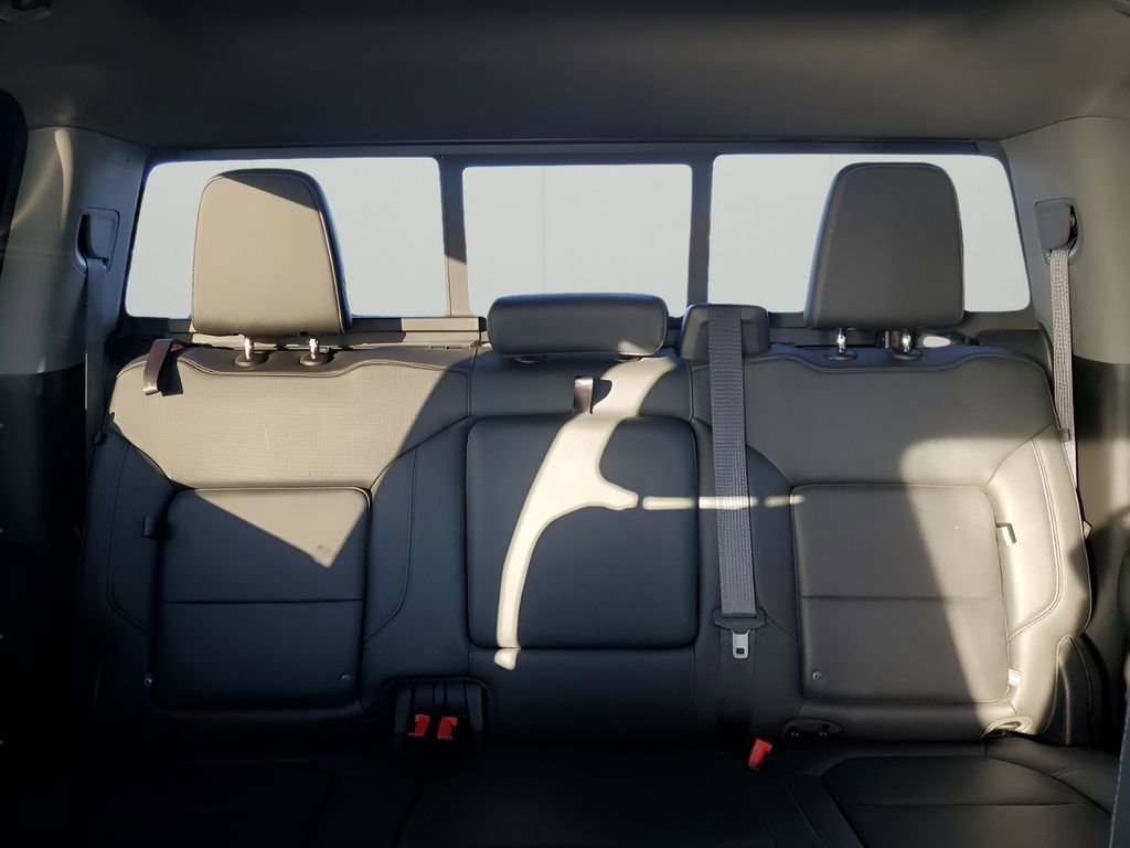 Used 2020 Chevrolet Silverado 1500 LTZ w/ LTZ Premium Package image 42