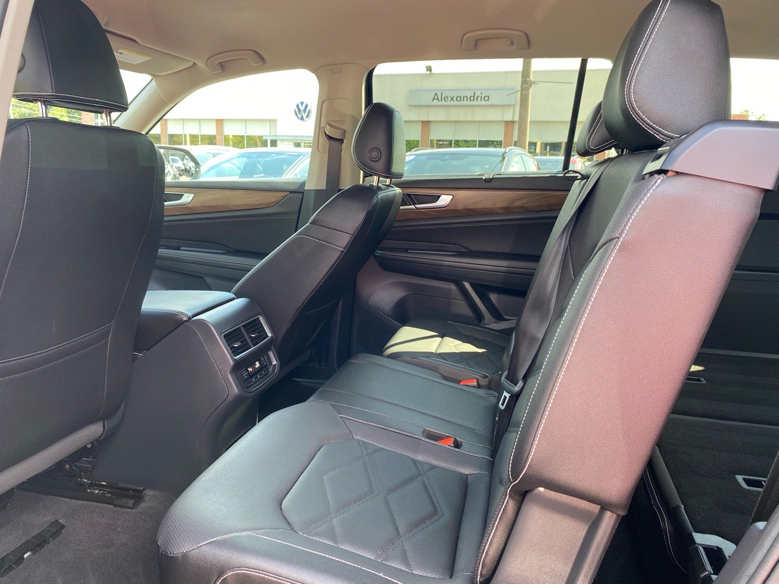 Certified 2026 Volkswagen Atlas SE AWD/4WD image 18
