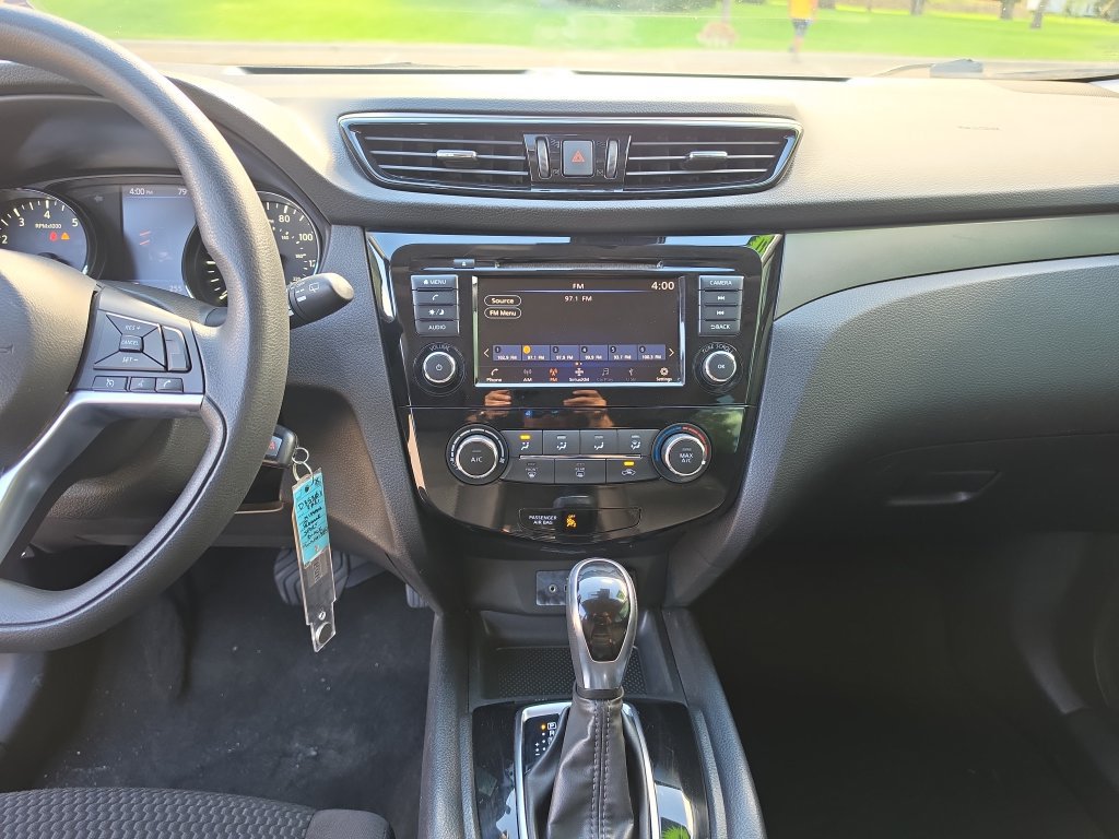 Used 2021 Nissan Rogue Sport S AWD/4WD image 18