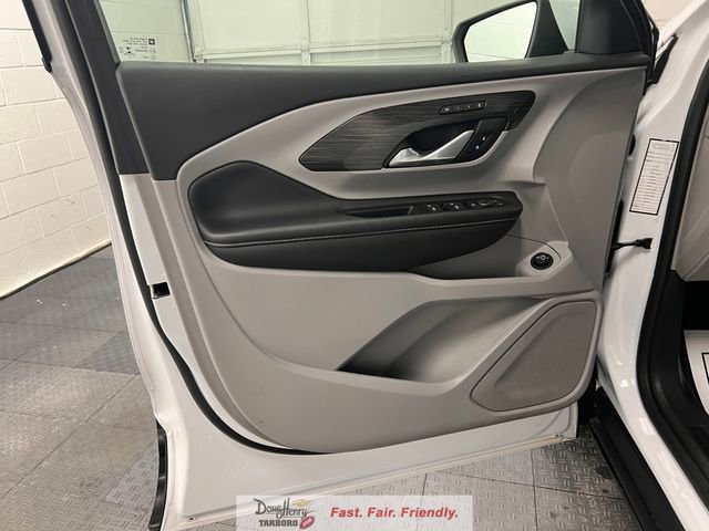 Used 2022 GMC Terrain SLT AWD/4WD image 28