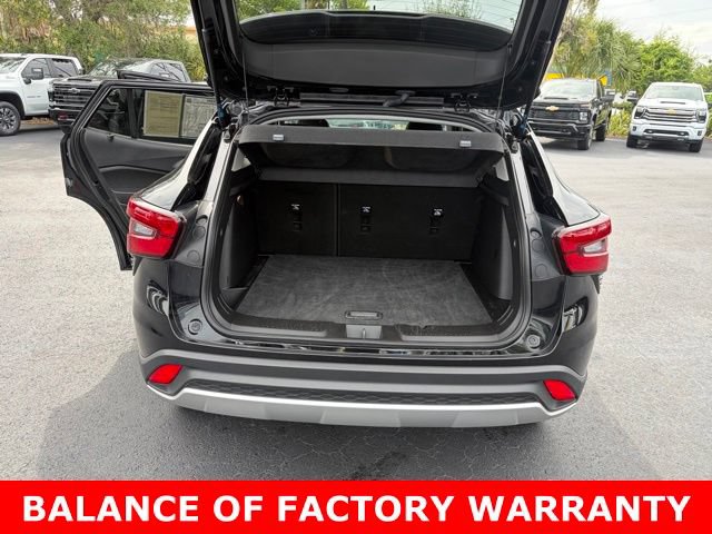 Used 2024 Chevrolet Trax LT w/ Driver Confidence Package FWD image 16