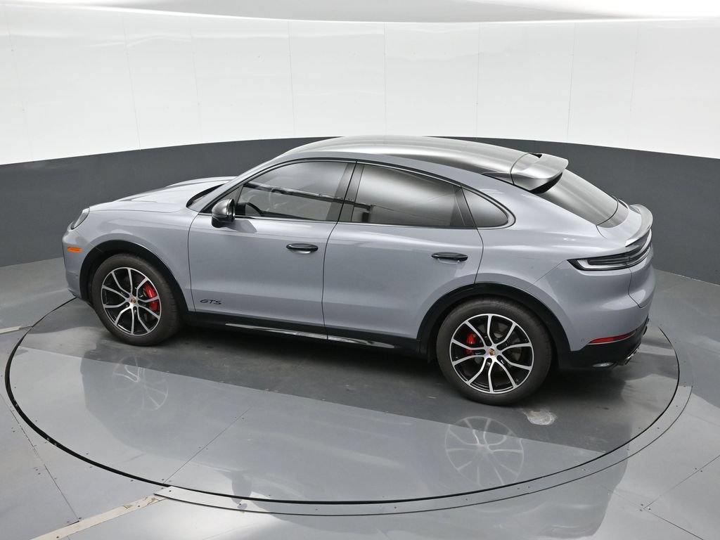 Certified 2025 Porsche Cayenne GTS AWD/4WD image 27