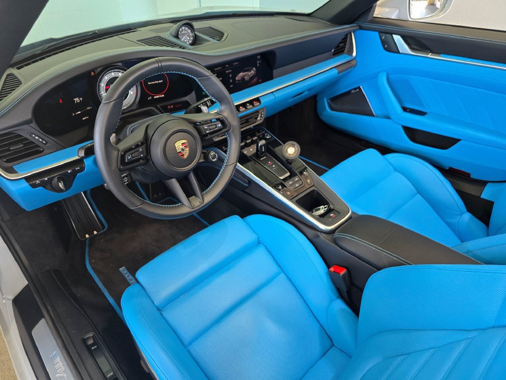 Used 2025 Porsche 911 Turbo S AWD/4WD image 10