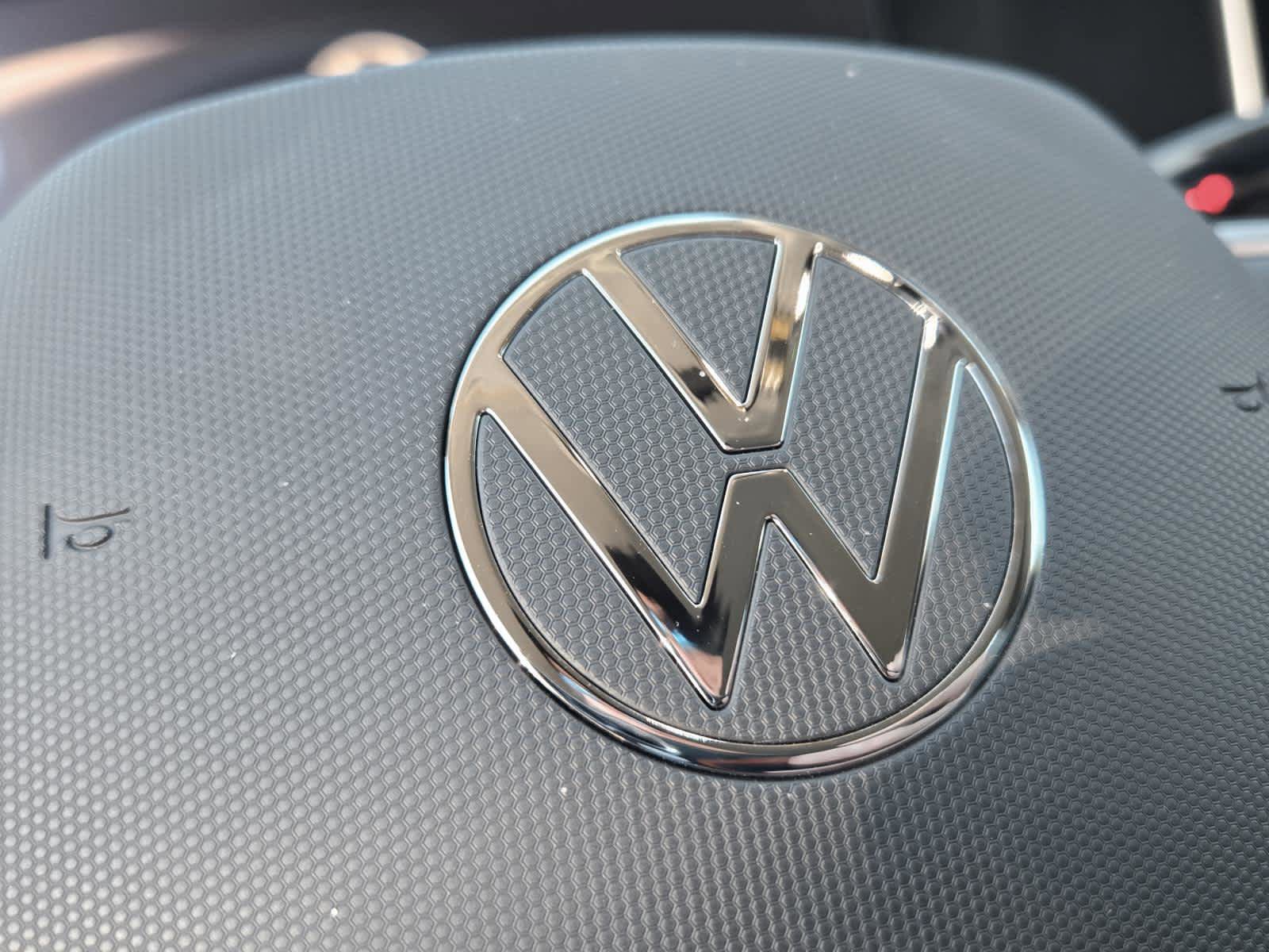 New 2026 Volkswagen Tiguan SE AWD/4WD image 19