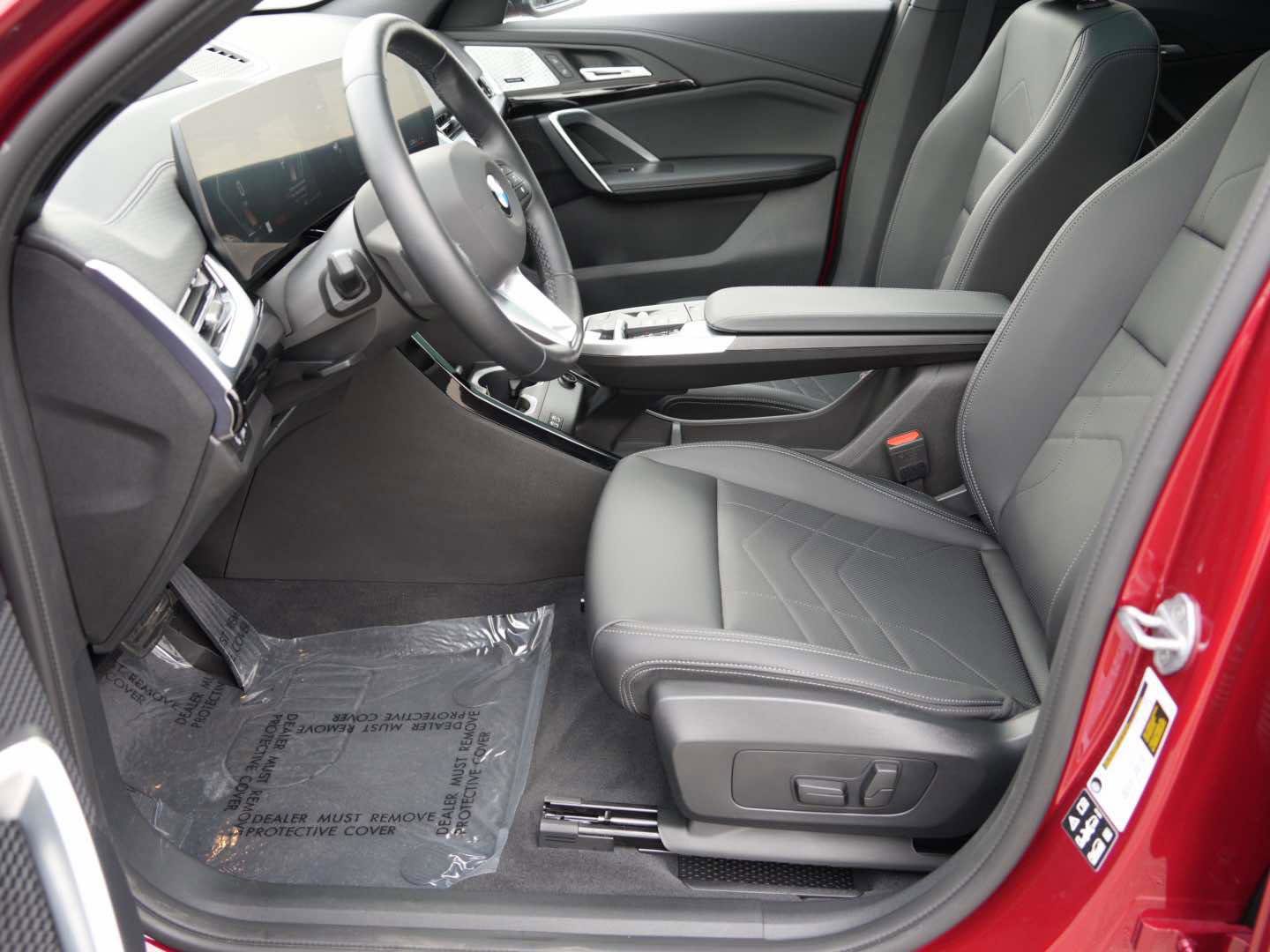 Used 2025 BMW X2 xDrive28i image 11