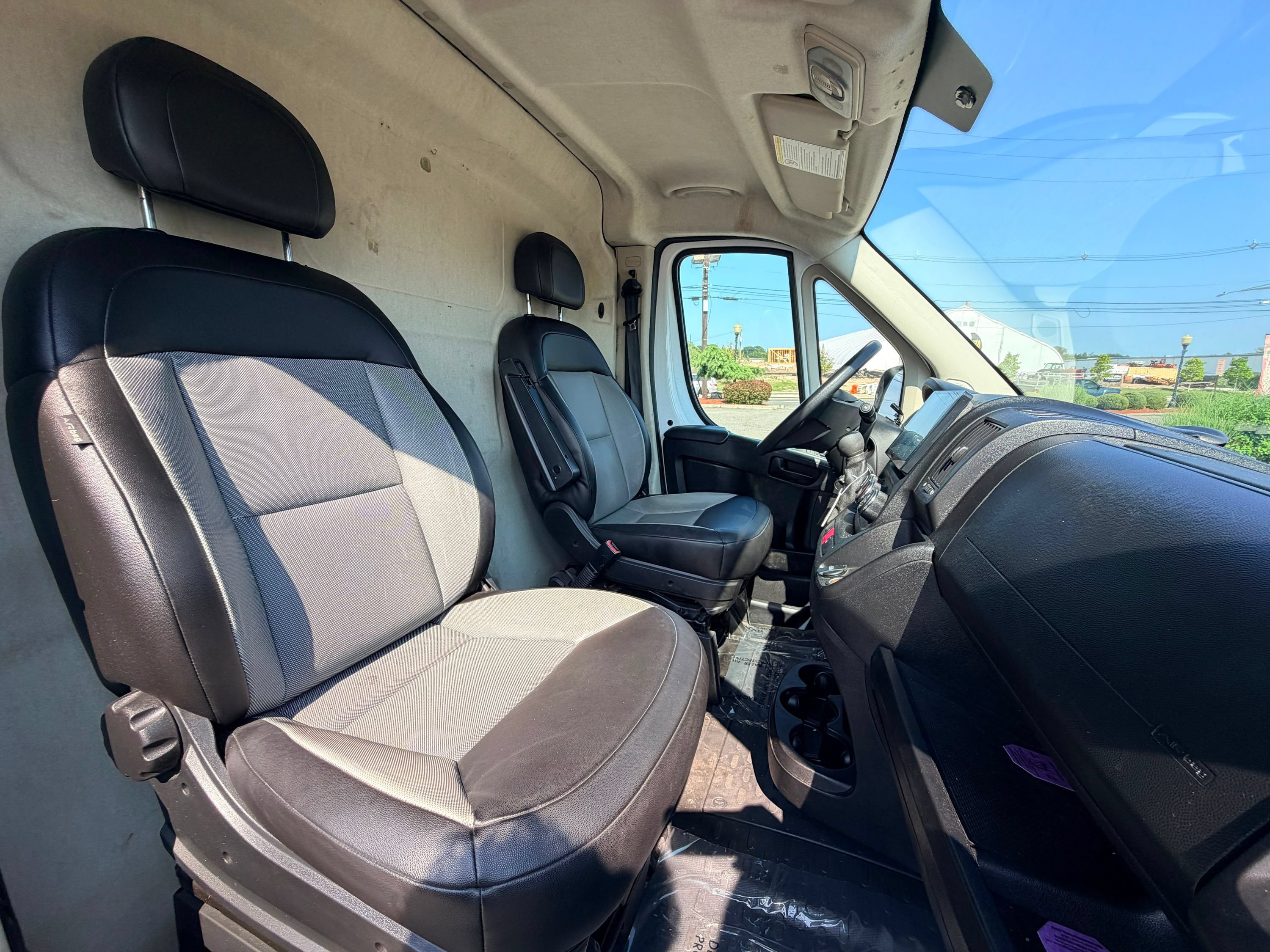 Used 2017 RAM ProMaster 2500 FWD image 21