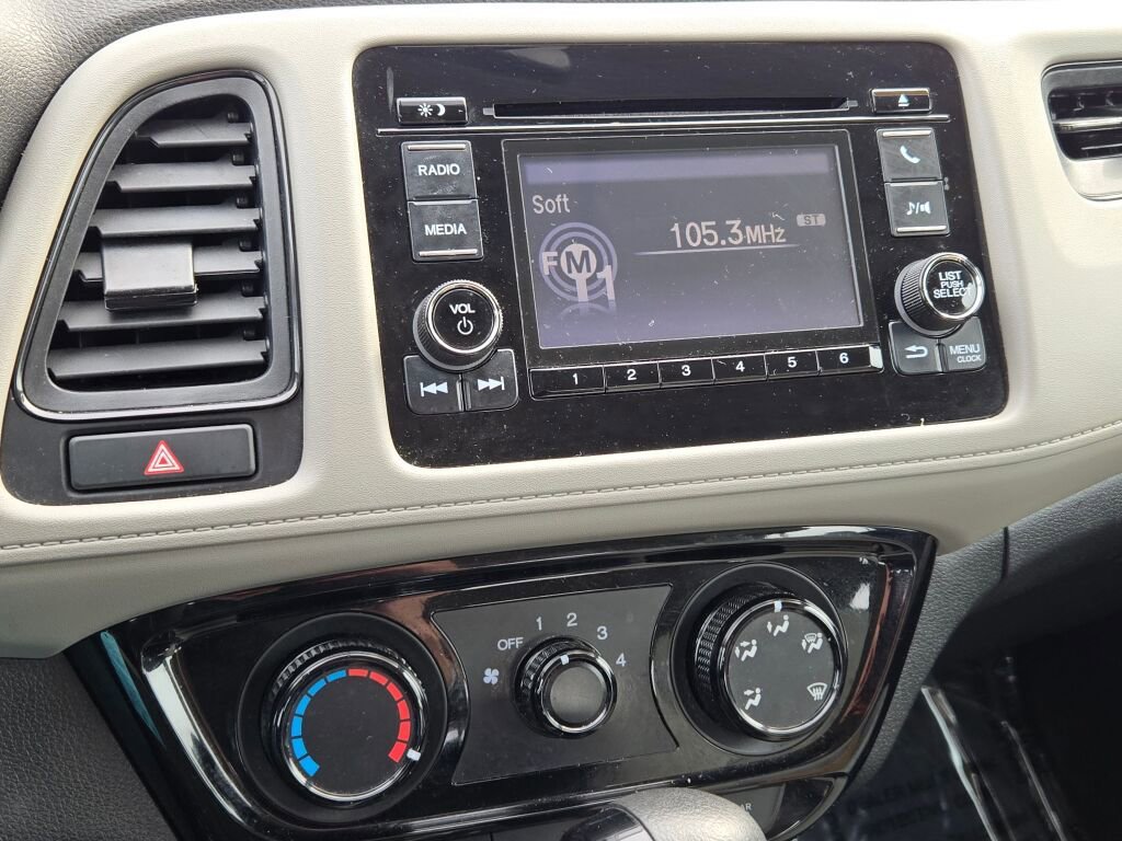 Used 2021 Honda HR-V LX image 24