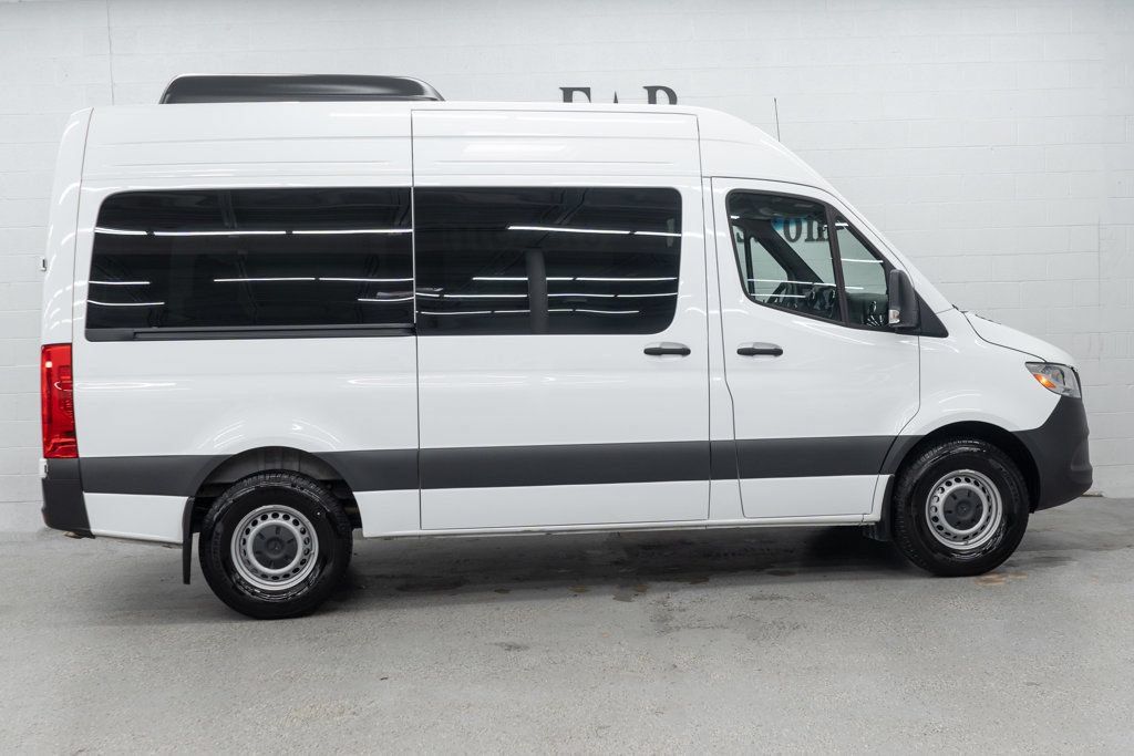 Used 2025 Mercedes-Benz Sprinter 2500 image 5