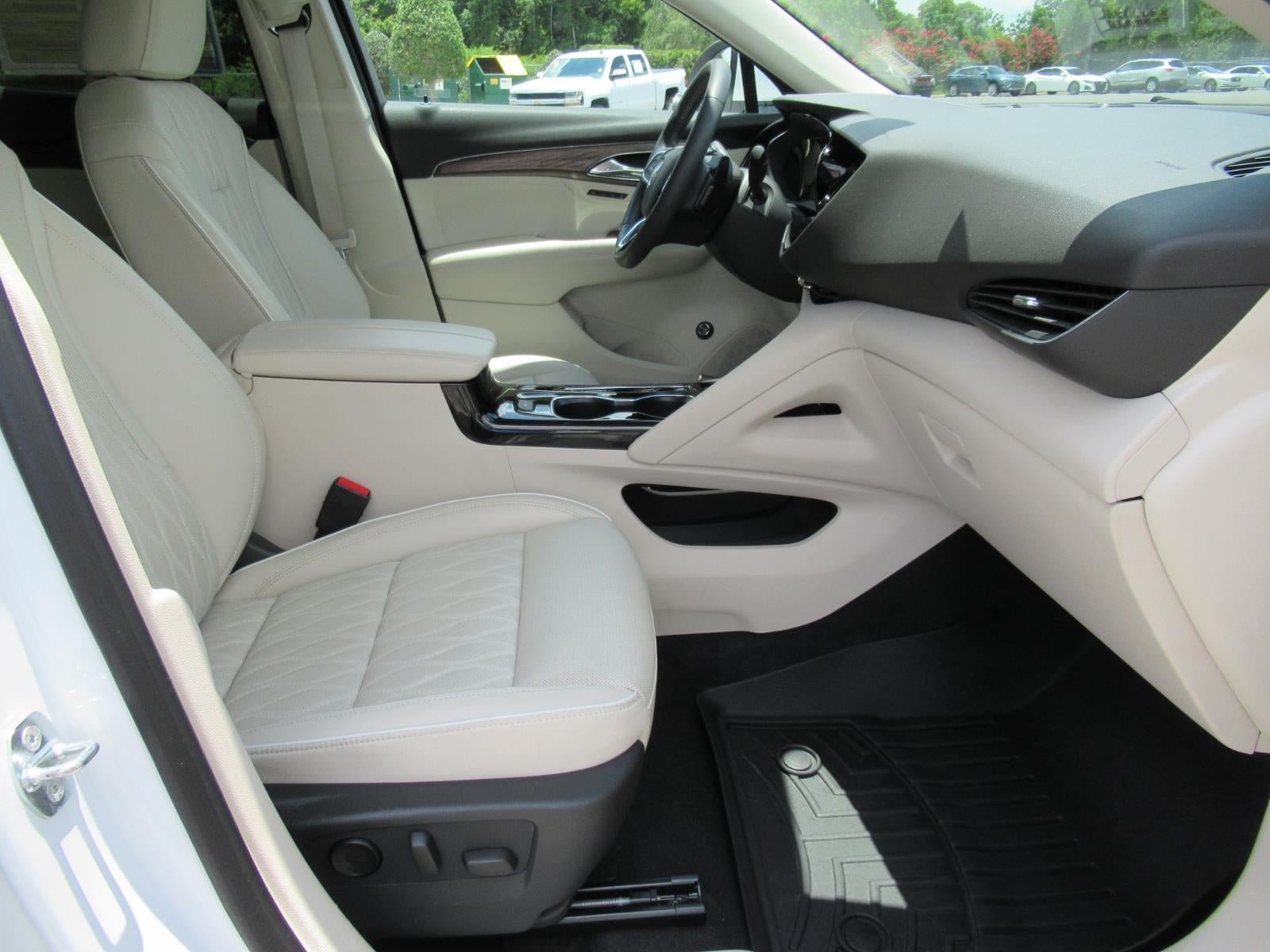 Used 2022 Buick Envision Avenir w/ Technology Package II FWD image 10