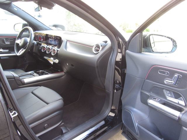 Used 2026 Mercedes-Benz GLA 250 4MATIC image 17