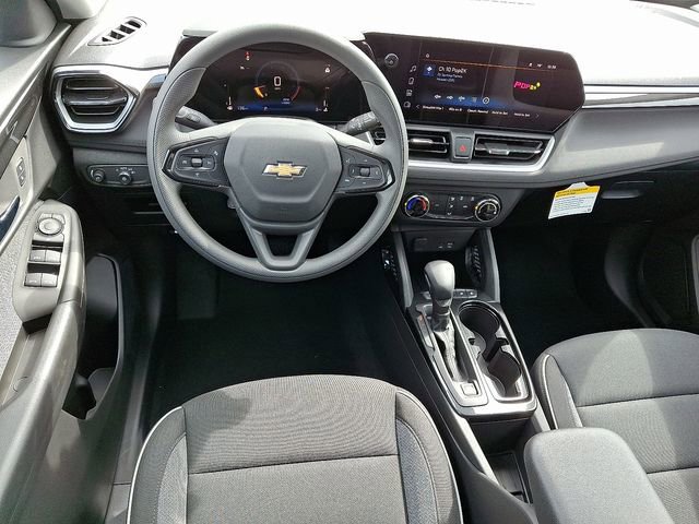 New 2026 Chevrolet TrailBlazer LS w/ LS Convenience Package FWD image 9