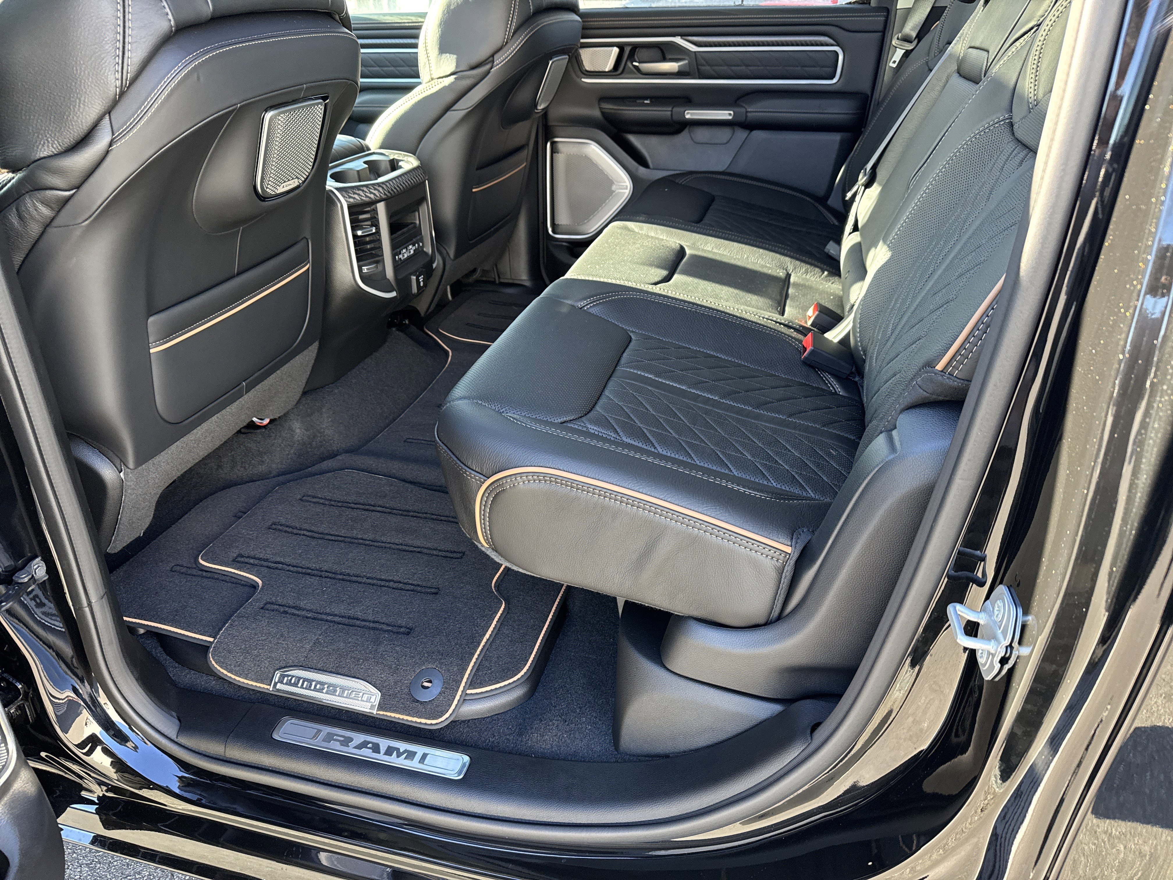 New 2026 RAM 1500 Tungsten w/ Towing Technology Group image 24