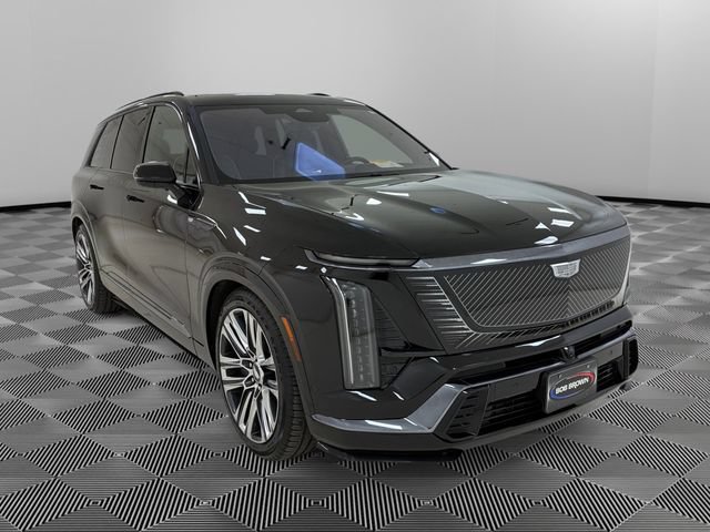 Used 2026 Cadillac Vistiq Platinum w/ LPO, Floor Liner Package AWD/4WD image 7