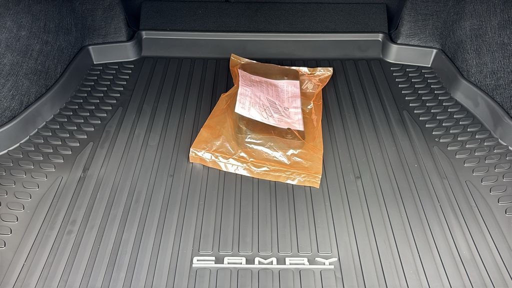 New 2026 Toyota Camry SE FWD image 30