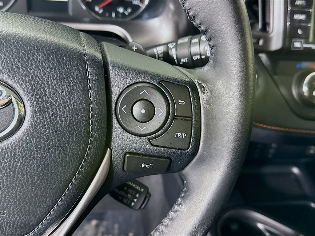 Used 2017 Toyota RAV4 SE w/ Advanced Technology Package image 22