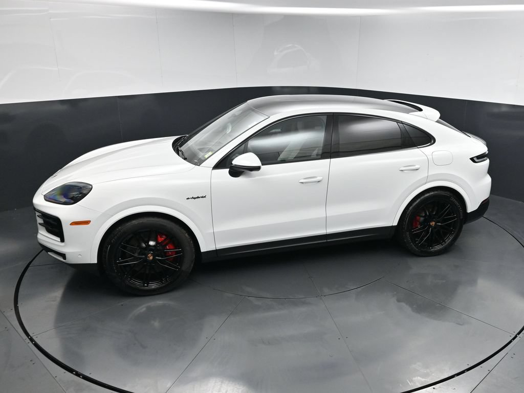 New 2026 Porsche Cayenne S AWD/4WD image 15