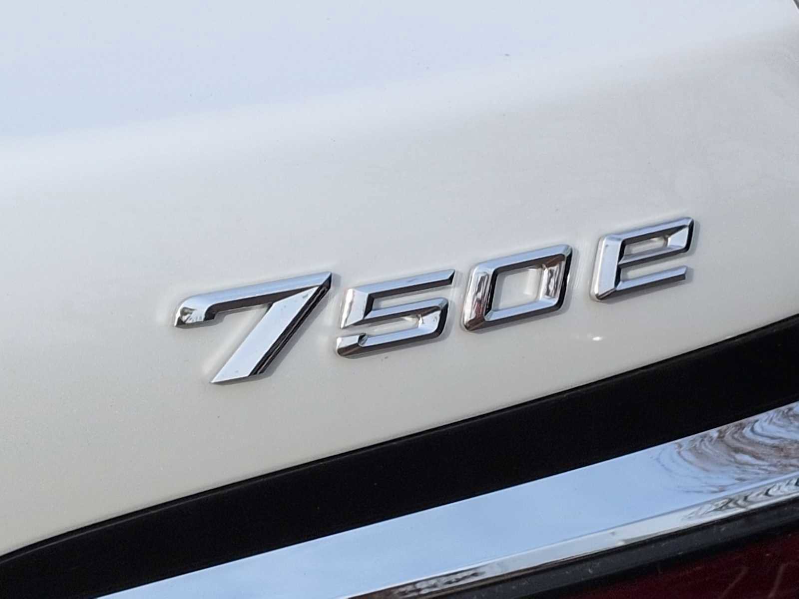 New 2026 BMW 750e xDrive 750e xDrive image 13