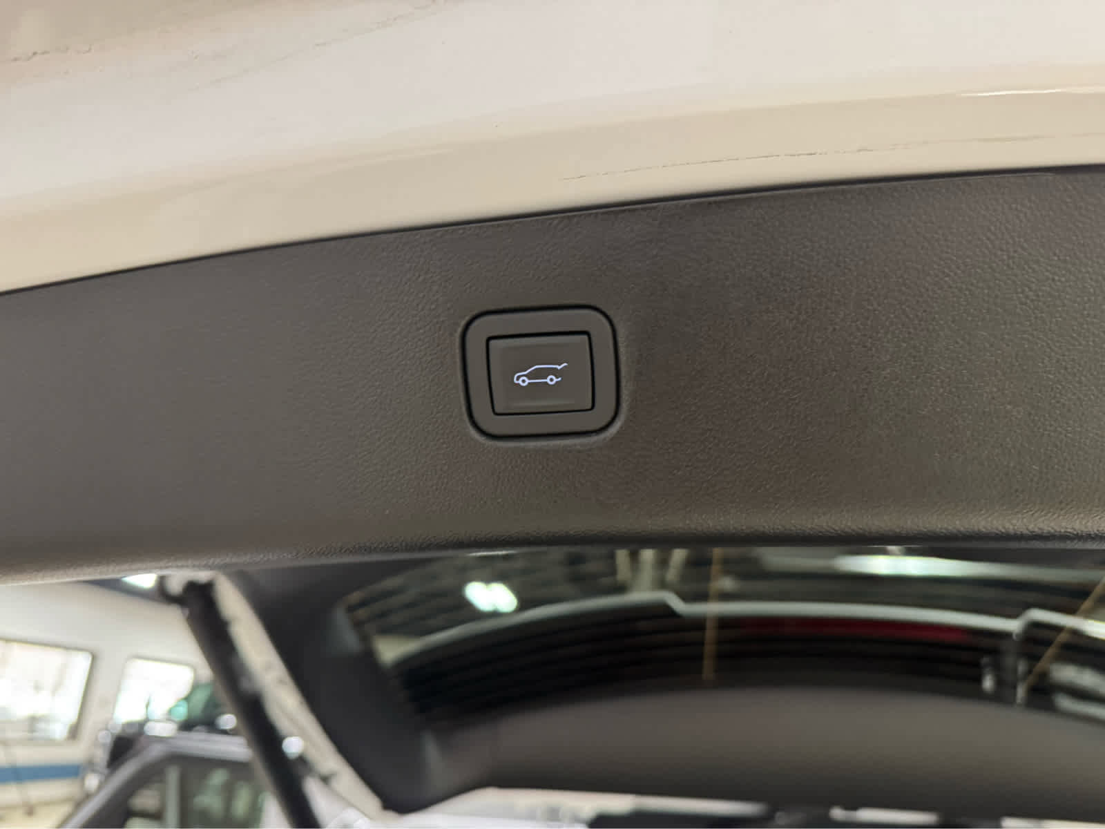 Certified 2025 Chevrolet Blazer LT w/ Convenience Package image 14