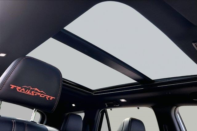 Certified 2025 Honda Pilot TrailSport image 25
