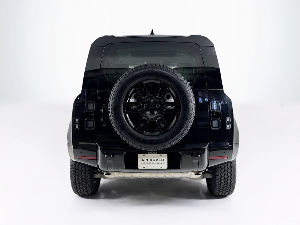 Used 2026 Land Rover Defender 110 X-Dynamic SE AWD/4WD image 4