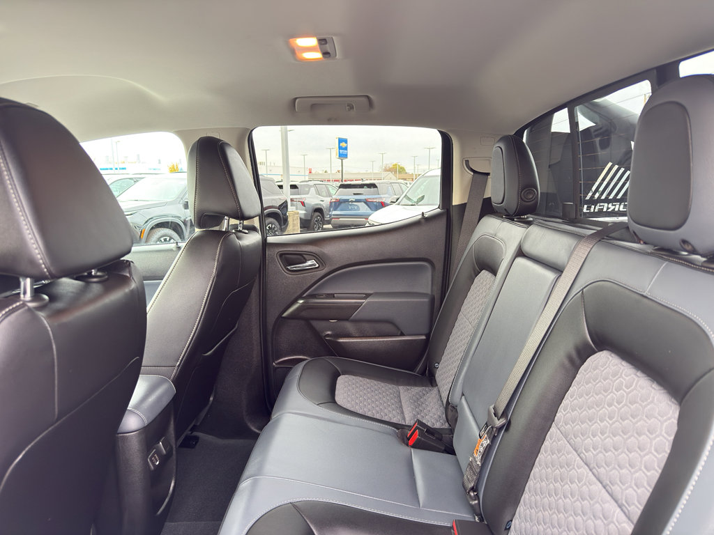 Used 2022 Chevrolet Colorado Z71 image 34