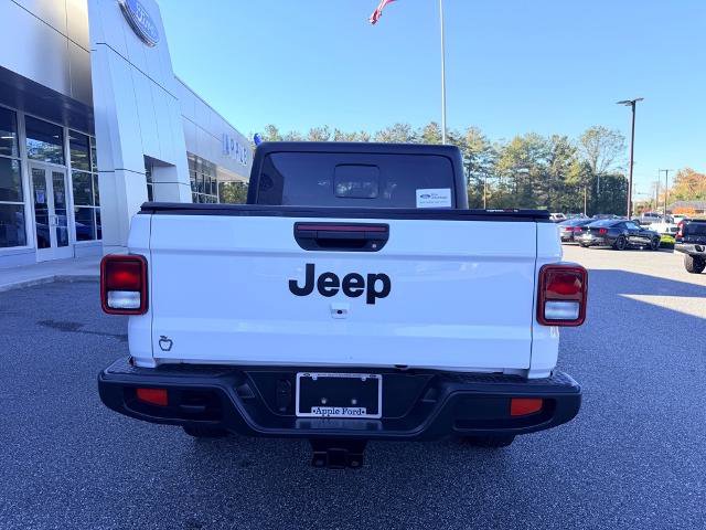 Used 2022 Jeep Gladiator Sport image 5