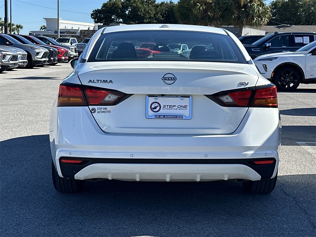 Used 2023 Nissan Altima 2.5 SV image 6