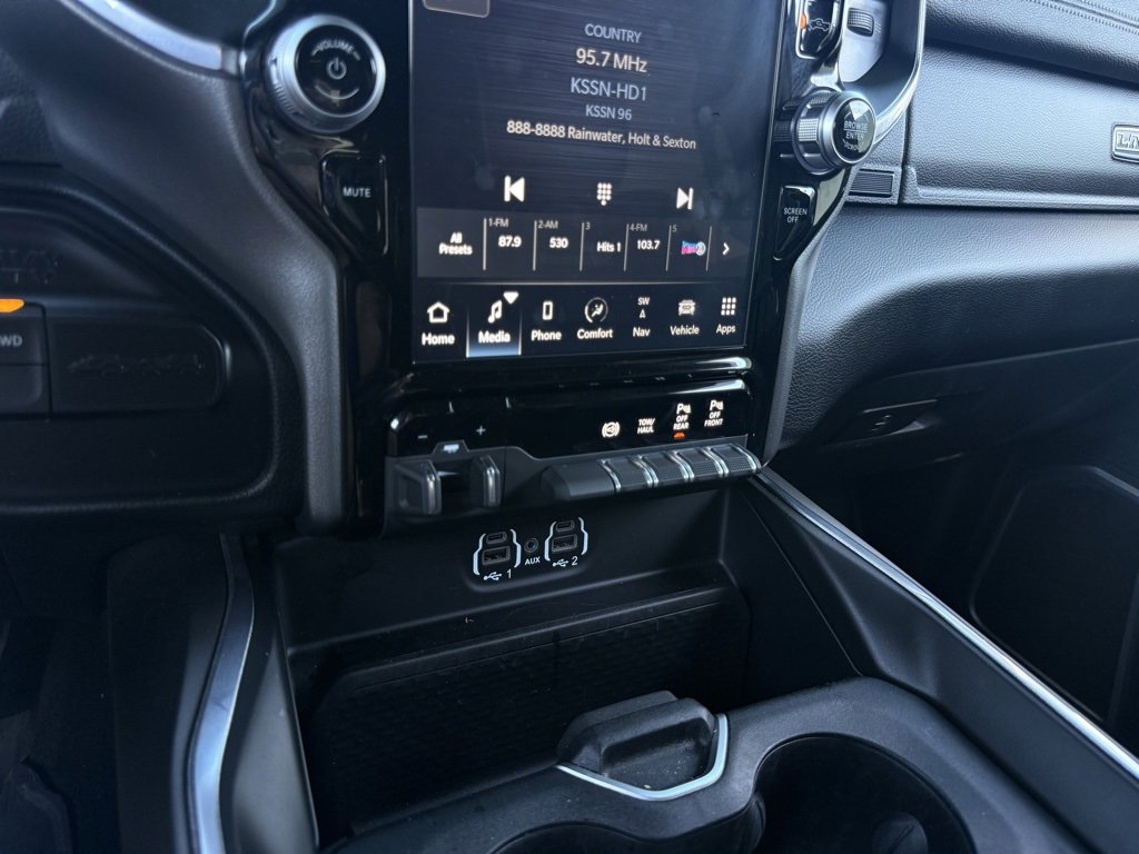 Used 2024 RAM 3500 Laramie w/ Night Edition image 18