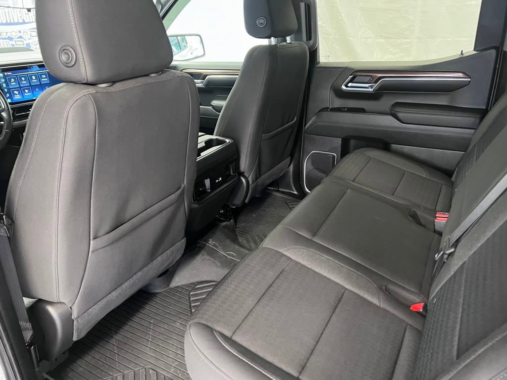 Used 2023 Chevrolet Silverado 1500 LT Trail Boss image 46