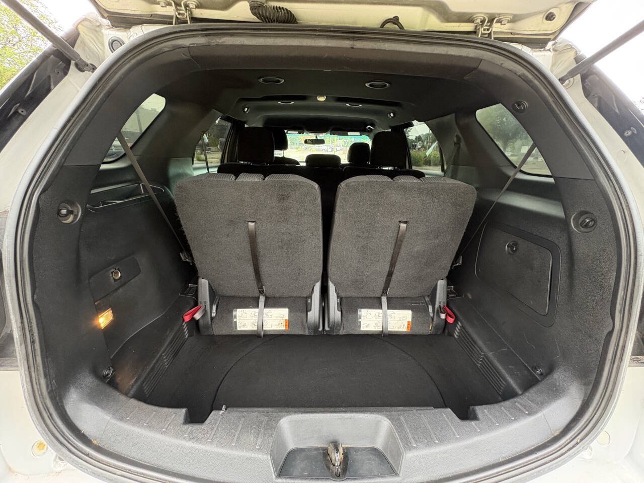 Used 2016 Ford Explorer XLT w/ Equipment Group 201A AWD/4WD image 5
